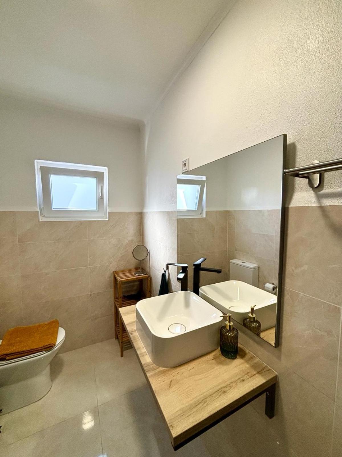 Pine & Apple Beach House Colares Ngoại thất bức ảnh